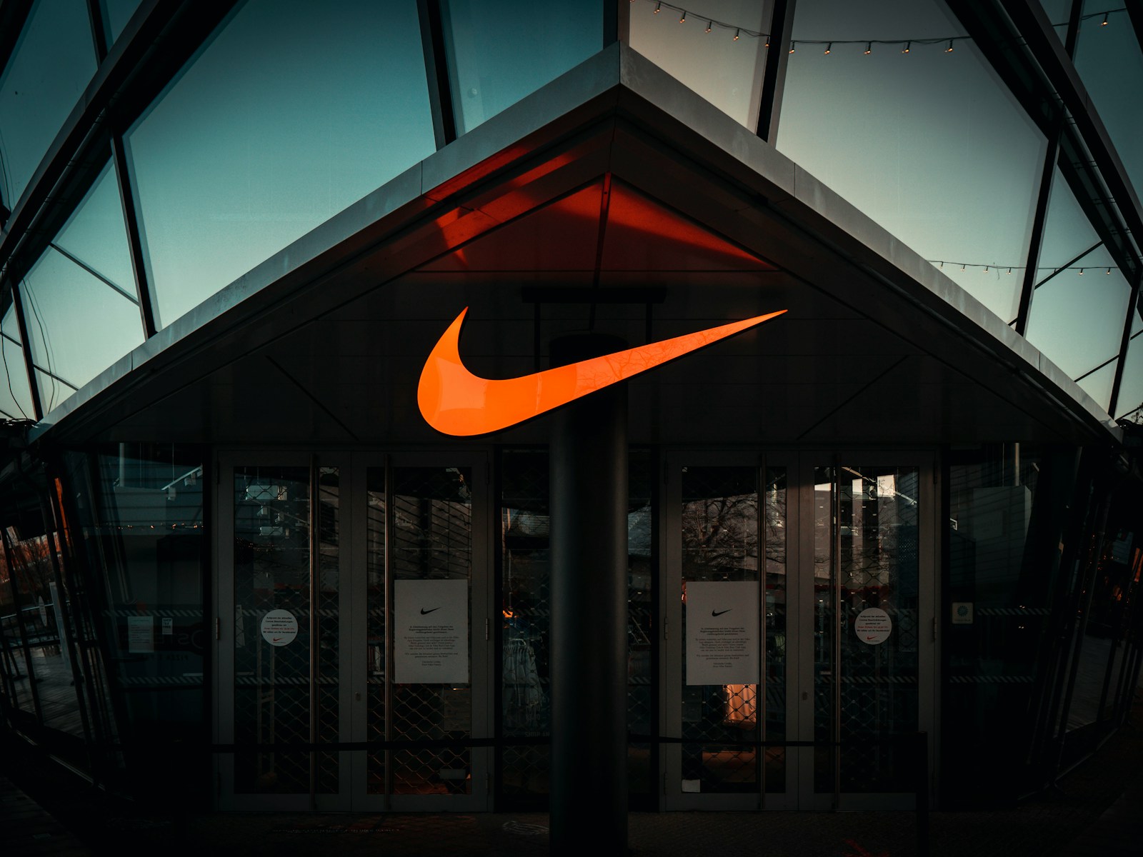 ¿Cómo reaccionan los clientes a los colores de mi logo?