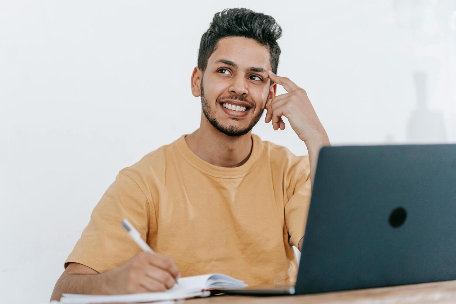 Estrategias para manejar el estrés y mantener un equilibrio saludable como emprendedor