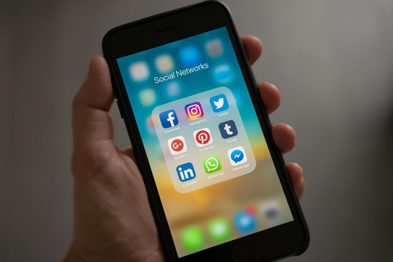 ¿Cómo aprovechar al máximo las redes sociales para hacer crecer tu negocio?